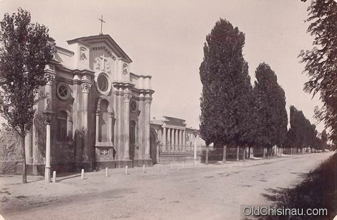 Андреевская церковь (при 1-ой мужской гимназии)