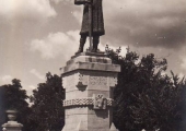 Памятник Штефану чел Маре