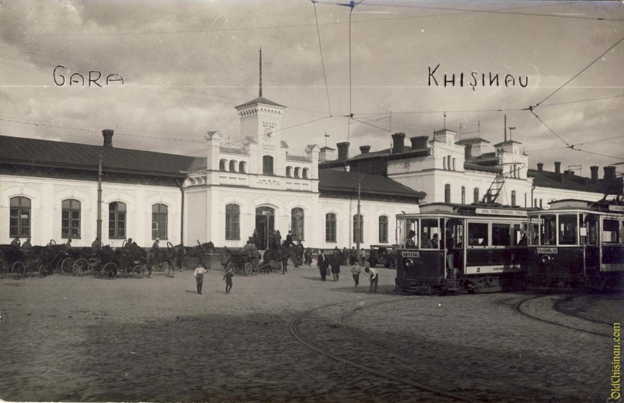 Жд кишинев. Старый вокзал Кишинев. ЖД вокзал Кишинев. Южный вокзал Кишинев. Кишинев до 1917 года.